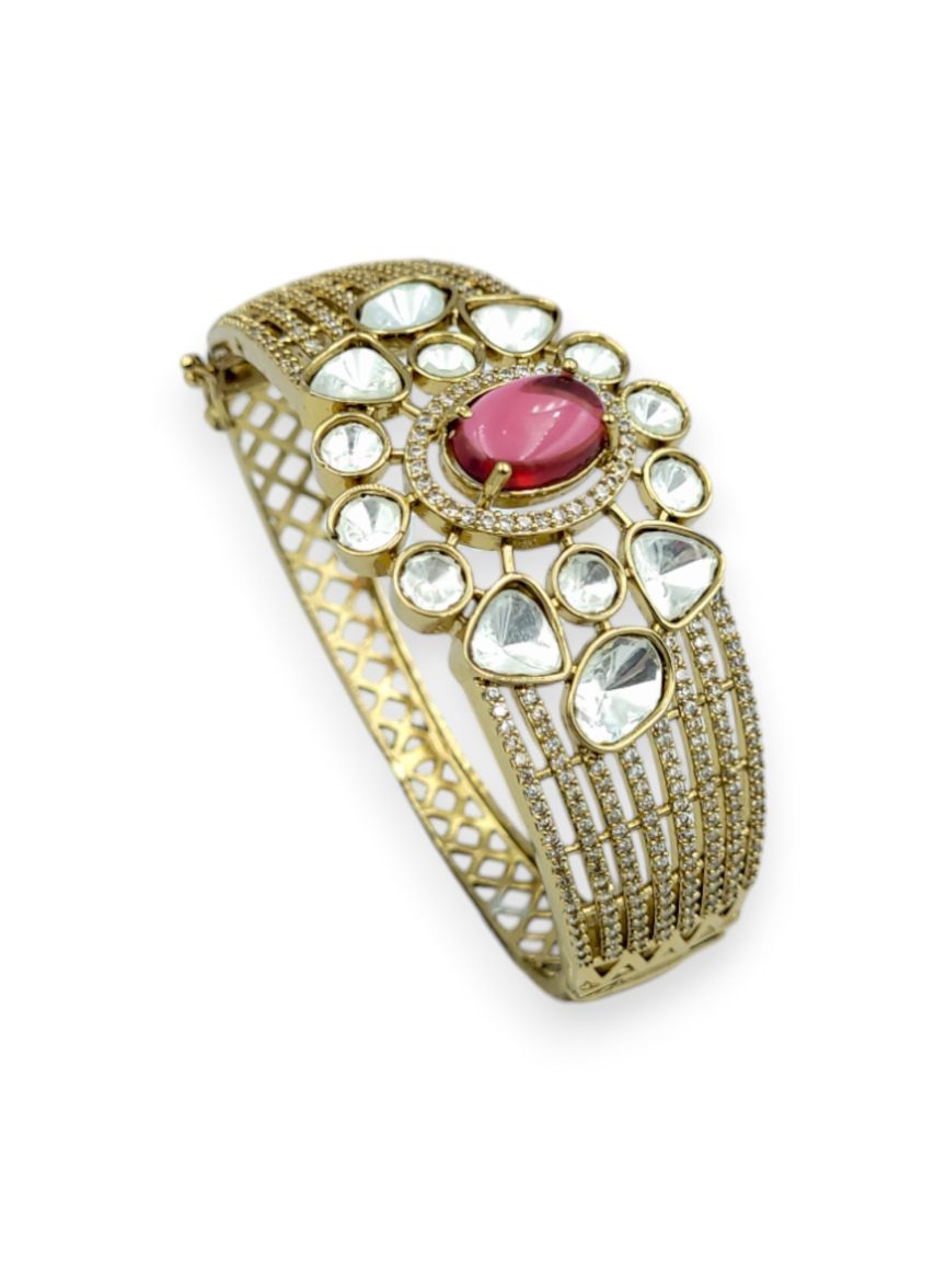 KADA IN BOUTIQUE STYLE | DESIGN - 23937