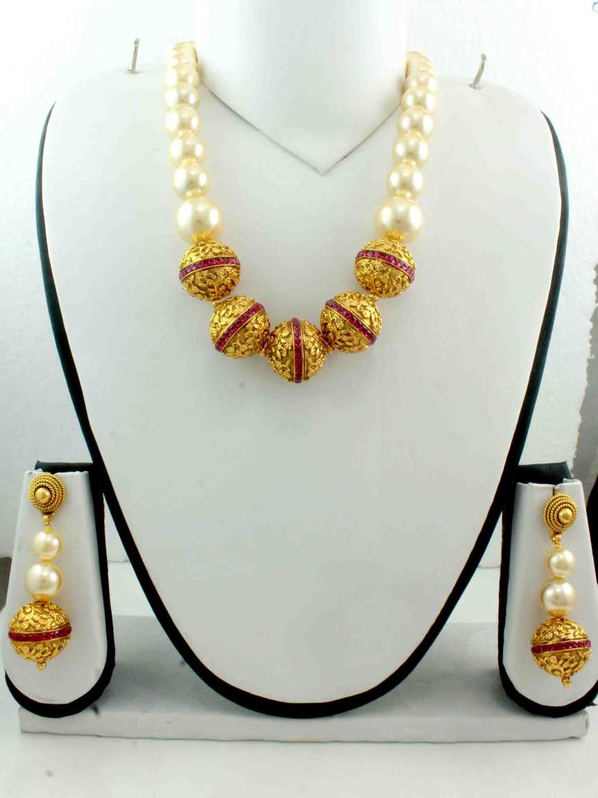 checkered_polki-mala_earrings-MECK10744RBHG