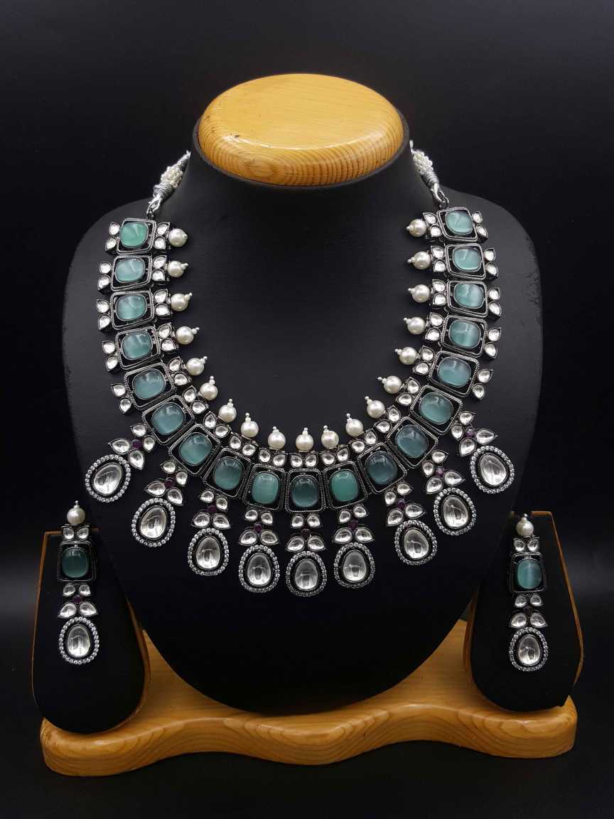 boutique-necklace_earring-NLBQ20250GMBD