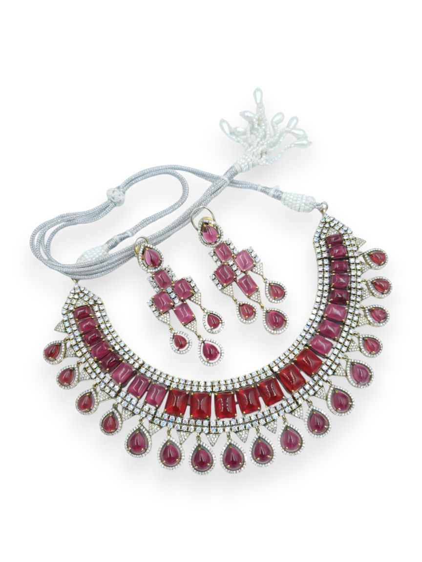 NECKLACE EARRING IN BOUTIQUE STYLE | DESIGN - 23571