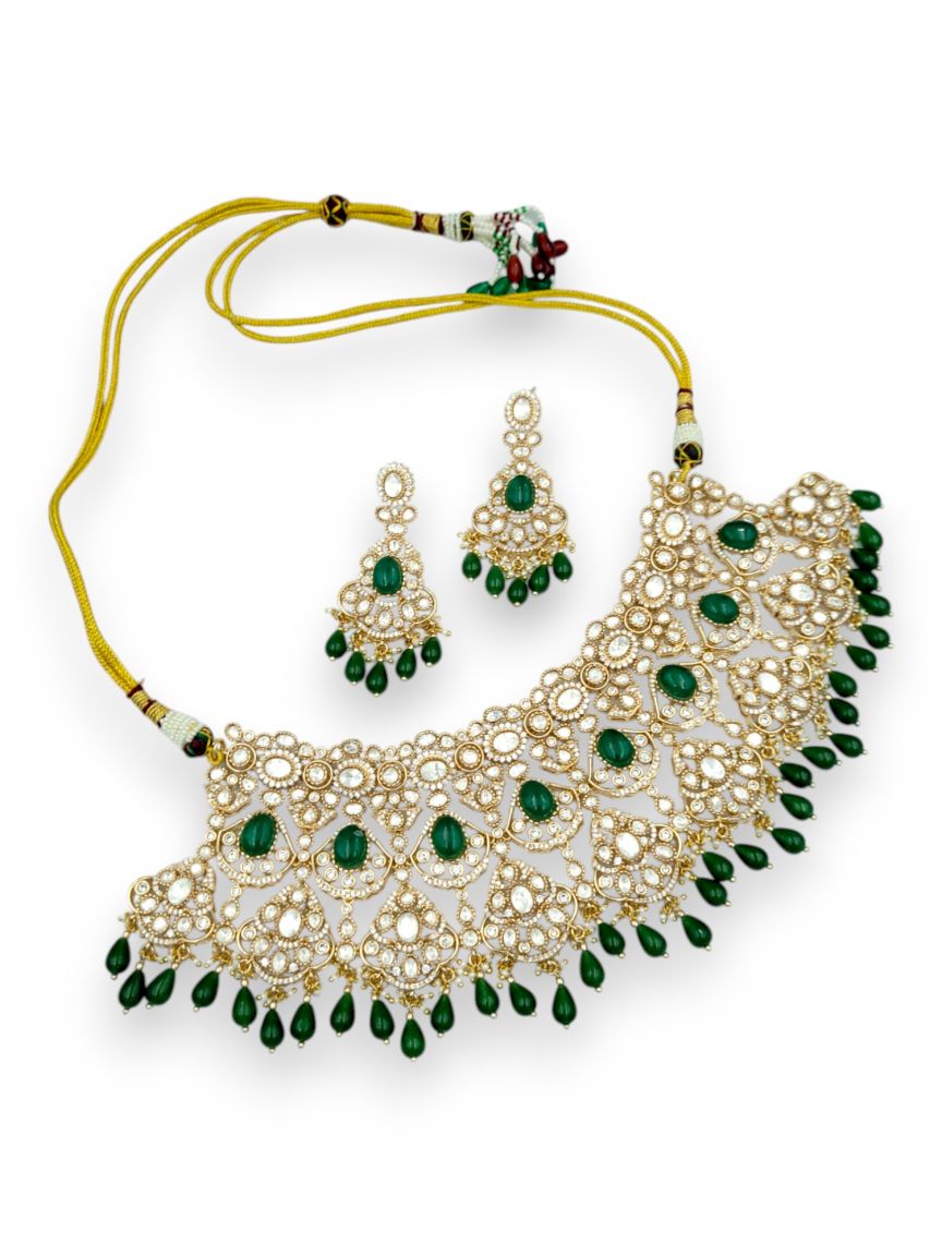 NECKLACE EARRING IN BOUTIQUE STYLE | DESIGN - 24143