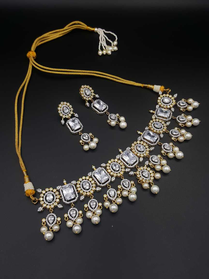 cz_diamond-necklace_earring-NLCZ17702CLTT
