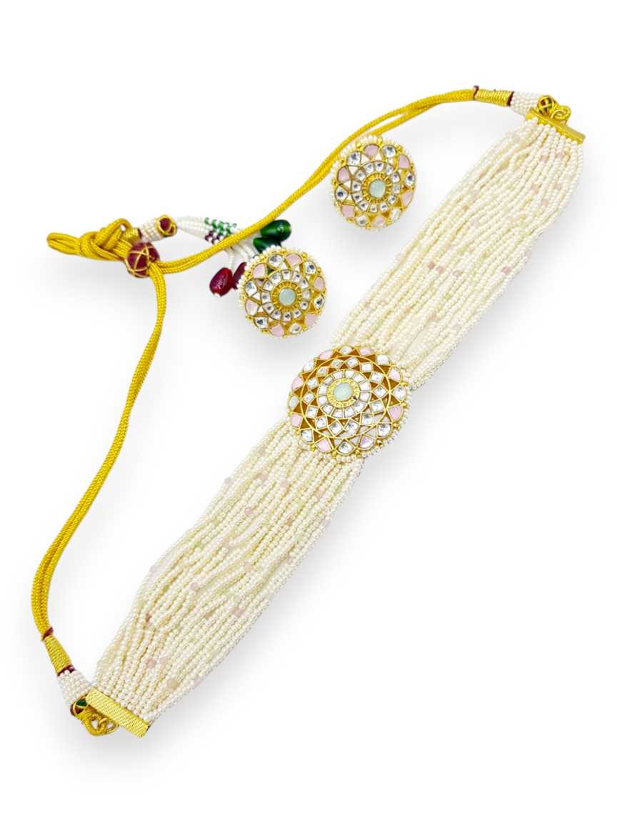 kundan-necklace_earring-NLKU21508PKGMHG