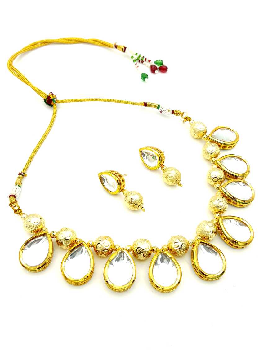 NECKLACE EARRING in VILANDI KUNDAN Style | Design - 17816