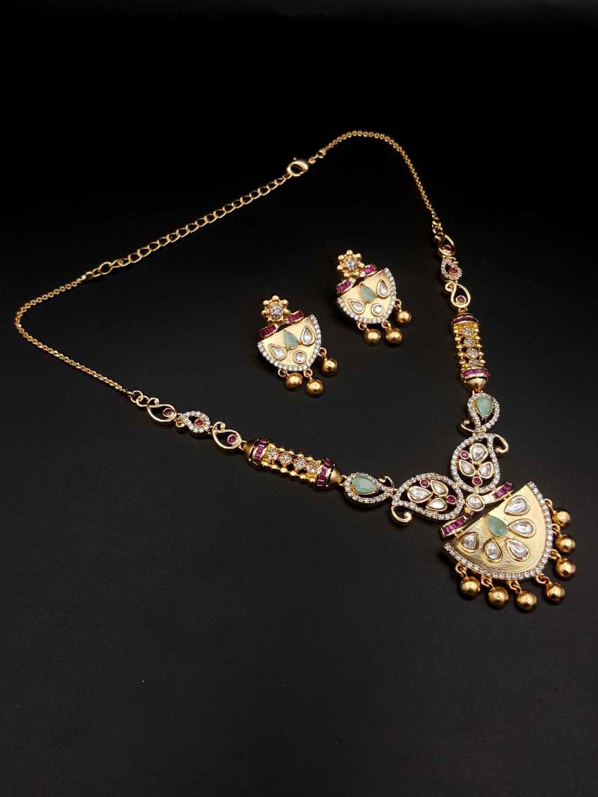 NECKLACE EARRING in VILANDI KUNDAN Style | Design - 20514
