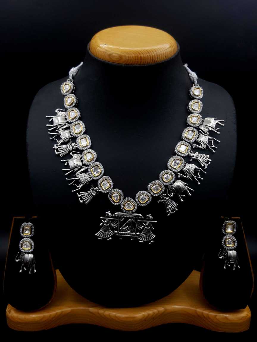 NECKLACE EARRING in VILANDI KUNDAN Style | Design - 20532