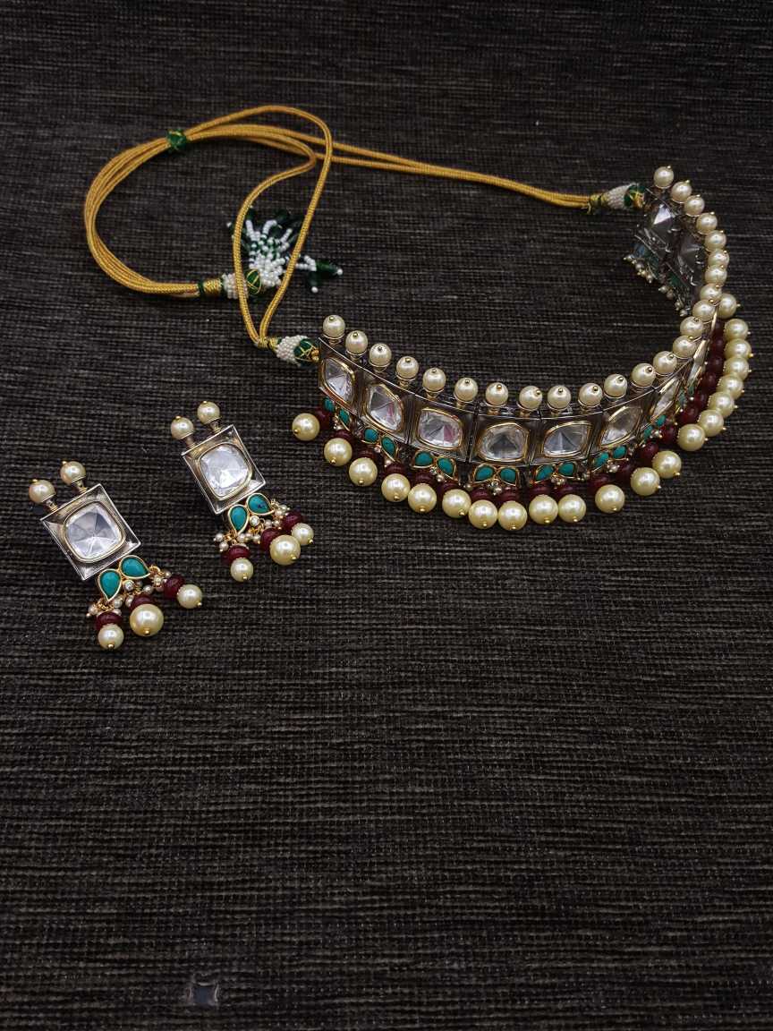 vilandi-necklace_earring-NLVL20634GYRBHG
