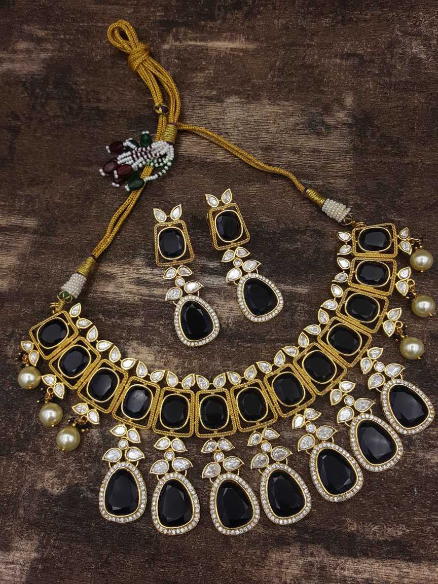 vilandi-necklace_earring-NLVL20897BLHG