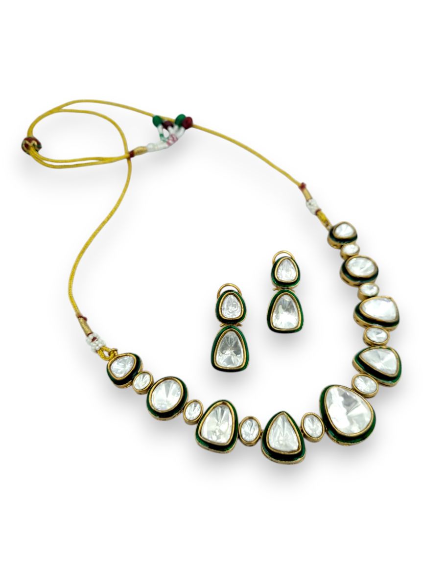 NECKLACE EARRING IN VILANDI KUNDAN STYLE | DESIGN - 24119