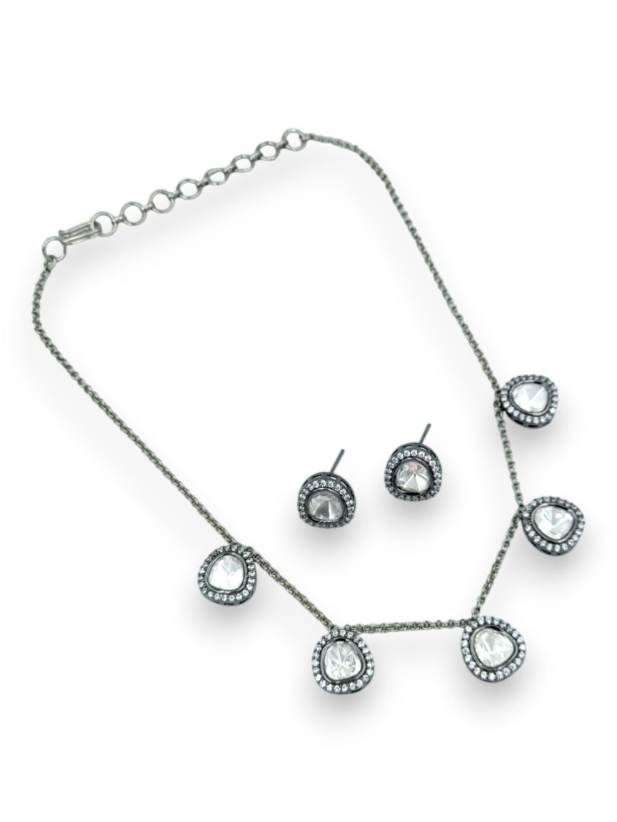 NECKLACE EARRING IN VILANDI KUNDAN STYLE | DESIGN - 24188