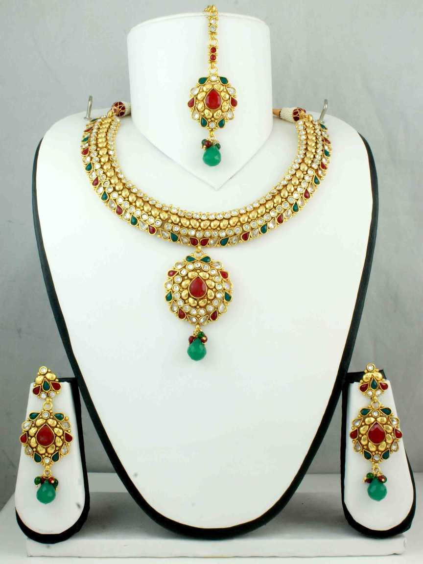 NECKLACE SET WITH MAANG TIKA in CHECKERED POLKI Style | Design - 10698