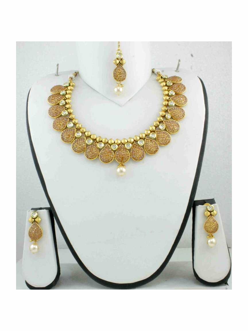 NECKLACE SET WITH MAANG TIKA in CHECKERED POLKI Style | Design - 11316