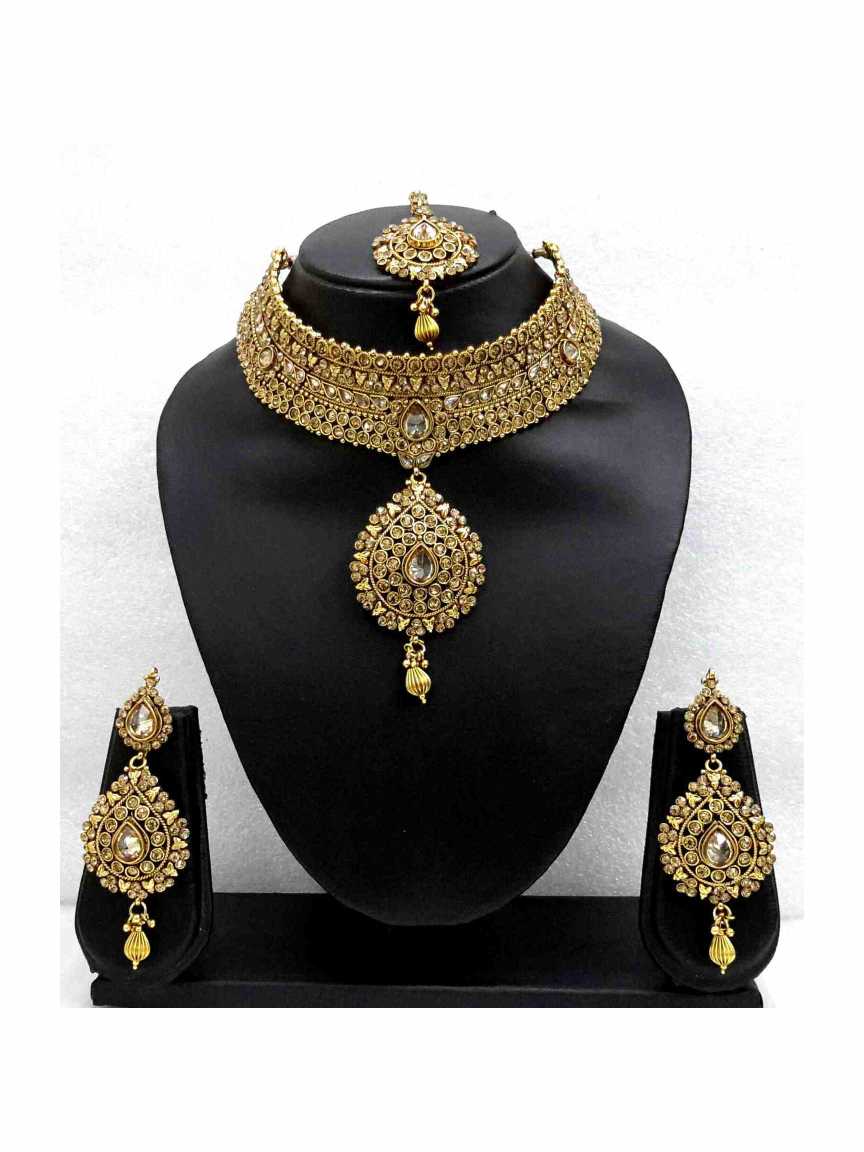NECKLACE SET WITH MAANG TIKA in CHECKERED POLKI Style | Design - 13200