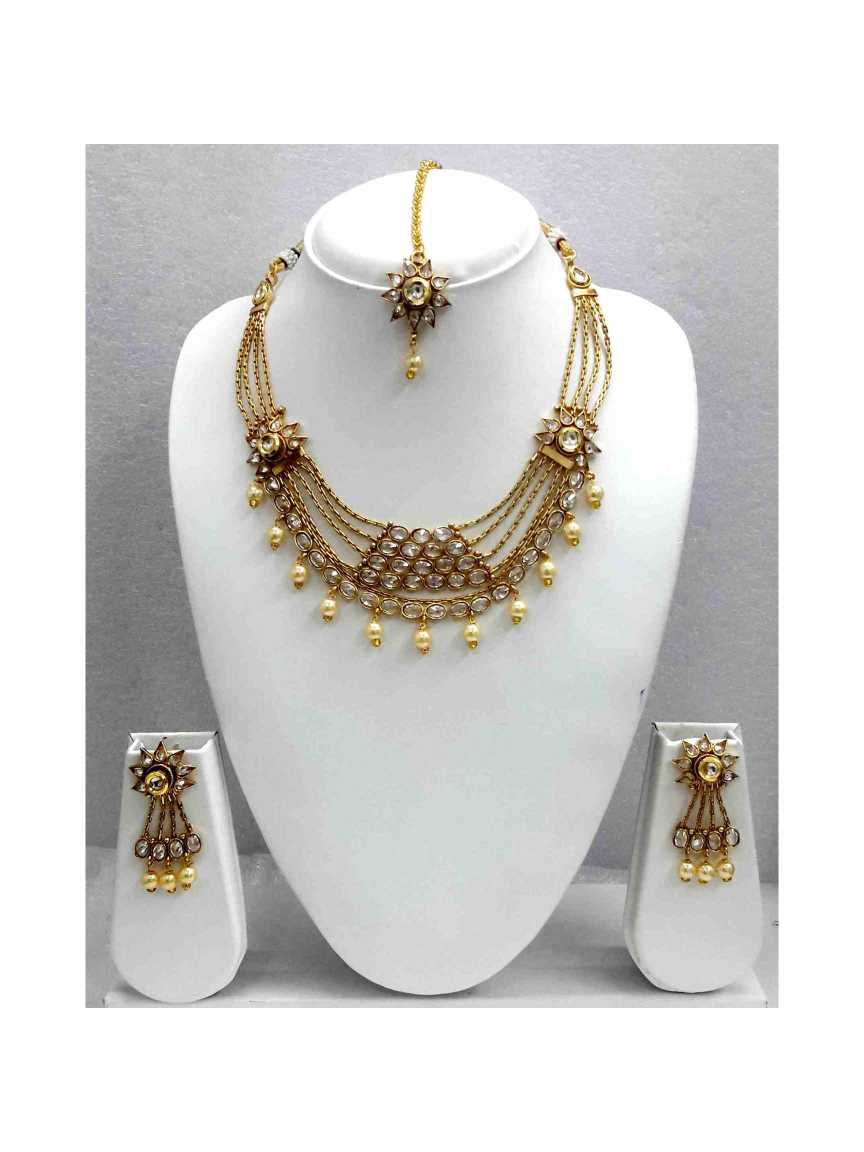 NECKLACE SET WITH MAANG TIKA in CHECKERED POLKI Style | Design - 13570