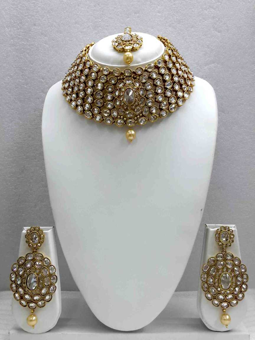 NECKLACE SET WITH MAANG TIKA in CHECKERED POLKI Style | Design - 13721