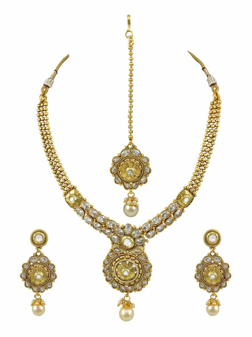 NECKLACE SET WITH MAANG TIKA in CHECKERED POLKI Style | Design - 15333