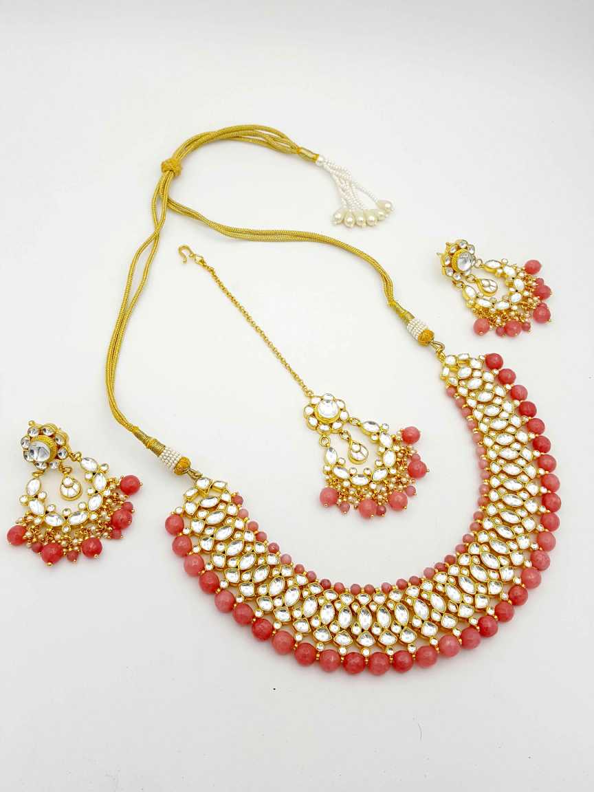 NECKLACE SET WITH MAANG TIKA in JADAU KUNDAN Style | Design - 18682