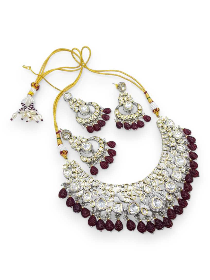 vilandi-necklace_er_tk-NTVL21723MRVC
