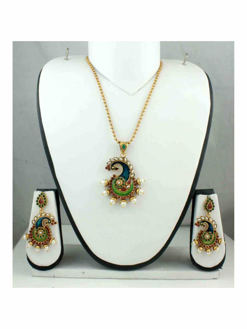 PENDANT SET WITH CHAIN in CHECKERED POLKI Style | Design - 10801
