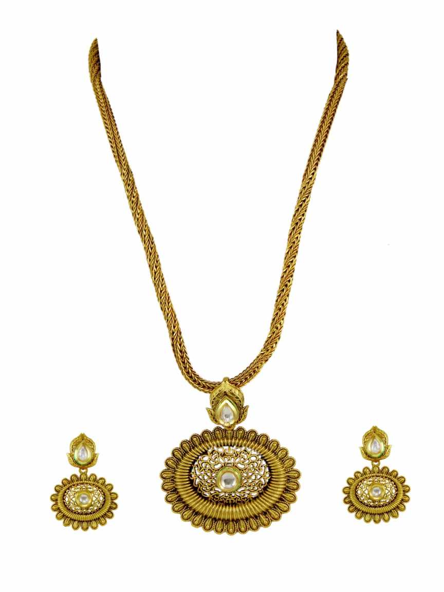 PENDANT SET WITH CHAIN in CHECKERED POLKI Style | Design - 14606