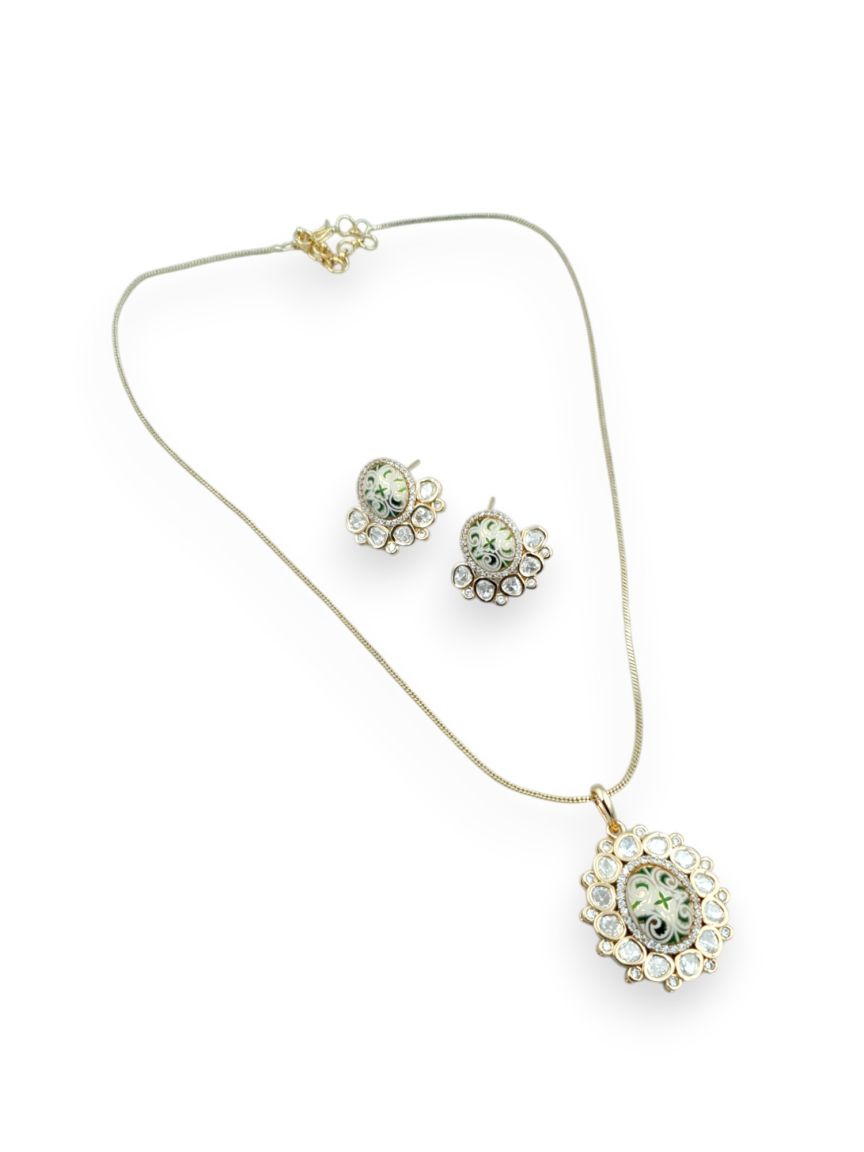 meenakari-pendant_er_ch-PCME23831GNHG
