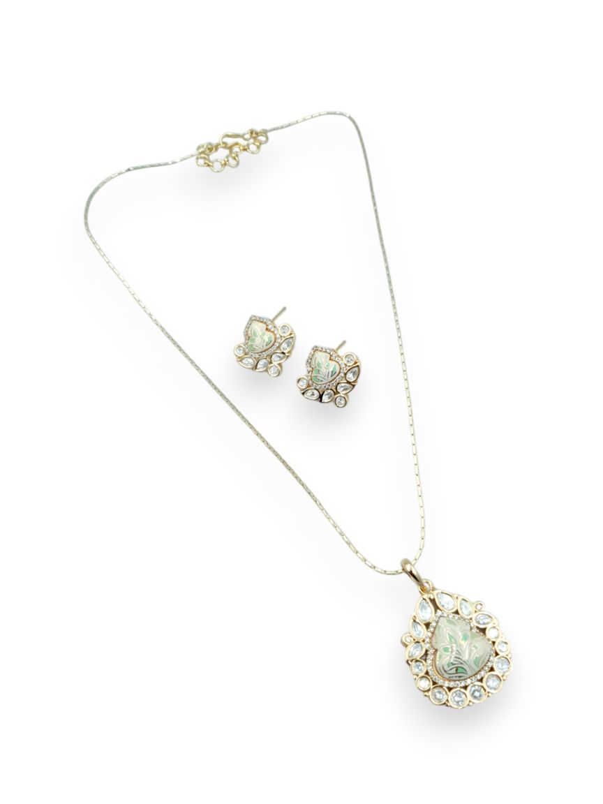 meenakari-pendant_er_ch-PCME23832GMHG