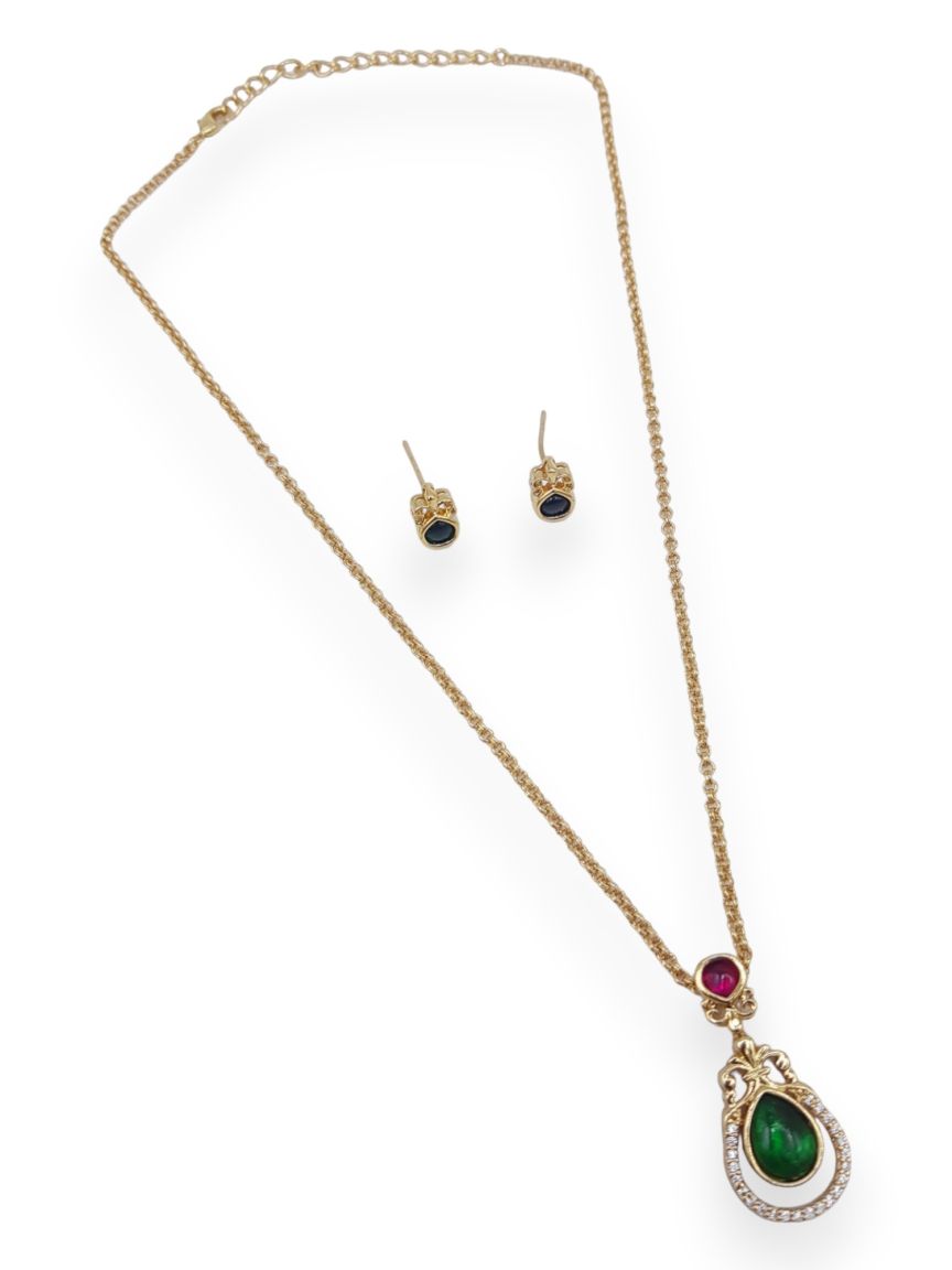 PENDANT SET WITH CHAIN IN VILANDI KUNDAN STYLE | DESIGN - 23410