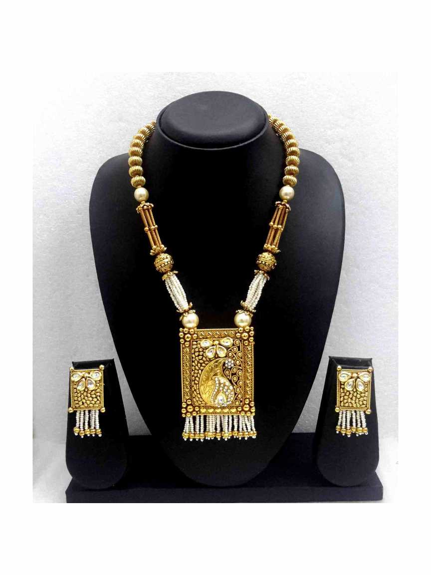 checkered_polki-pendant_earring-PECK13607CLHG
