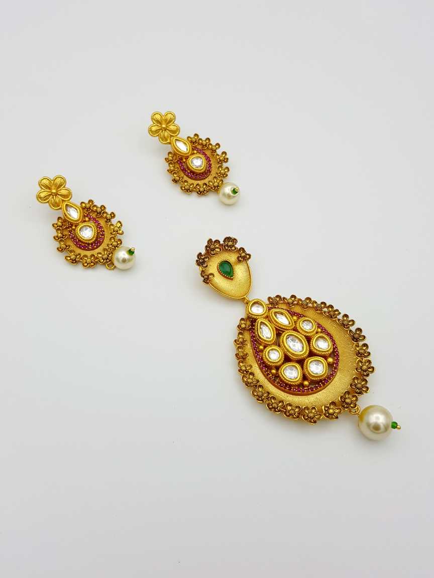 PENDANT EARRING in CHECKERED POLKI Style | Design - 17564