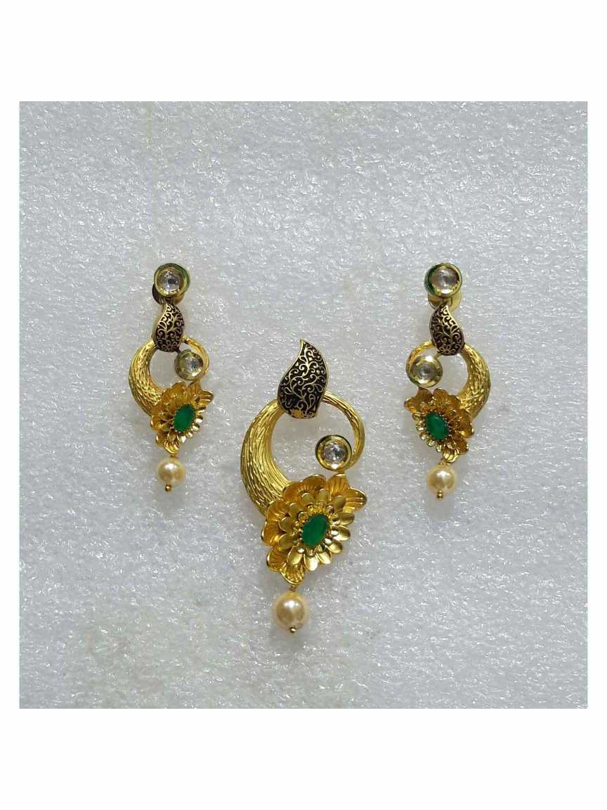 PENDANT EARRING in VILANDI KUNDAN Style | Design - 14850