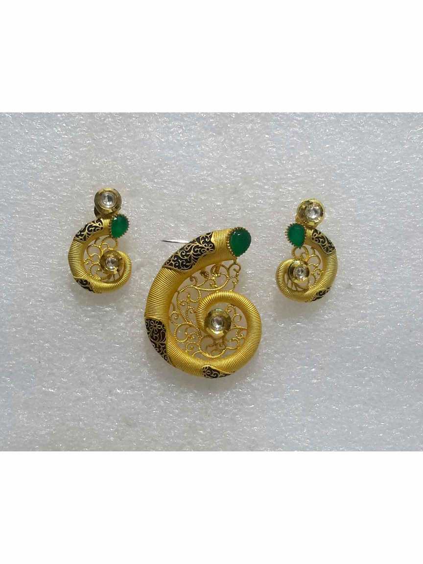 PENDANT EARRING in VILANDI KUNDAN Style | Design - 14856