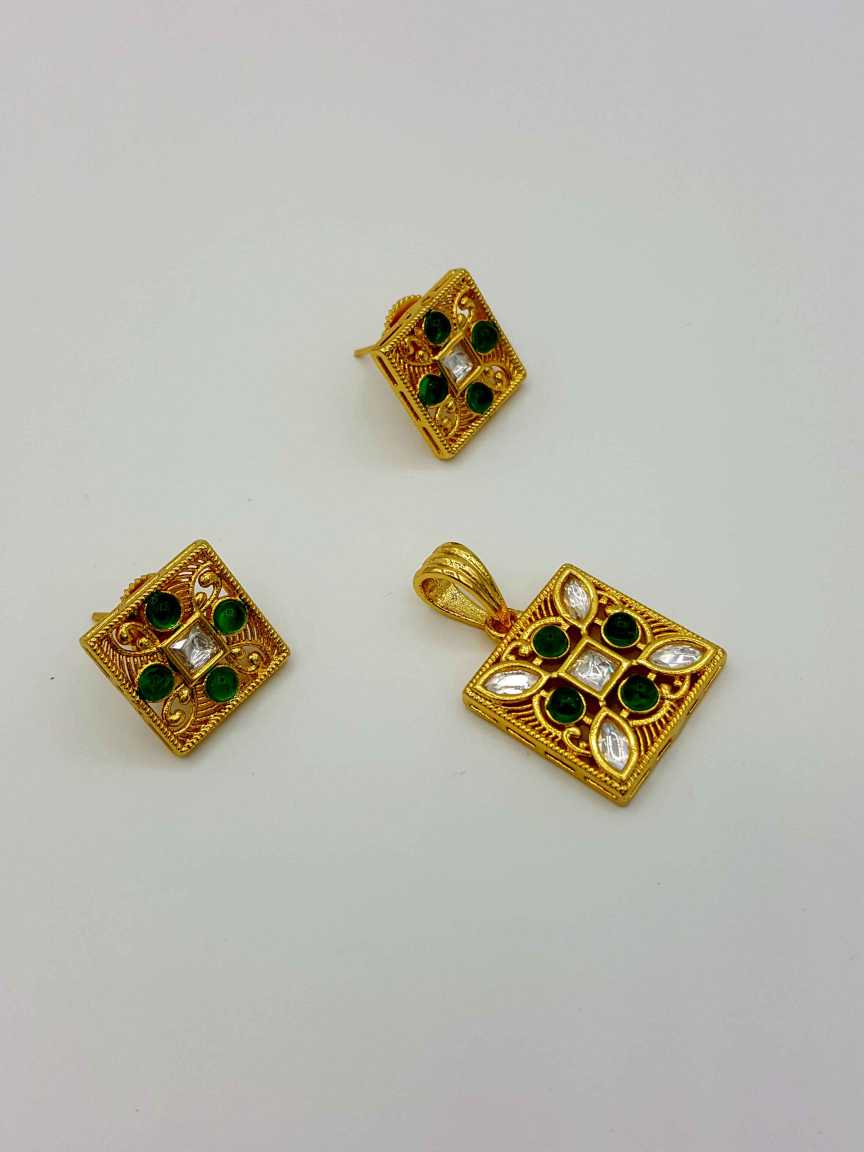 PENDANT EARRING in VILANDI KUNDAN Style | Design - 17530