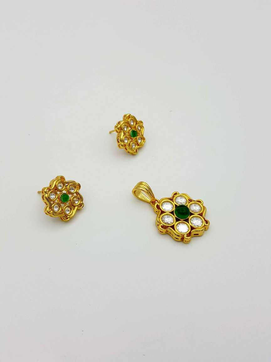 PENDANT EARRING in VILANDI KUNDAN Style | Design - 17580