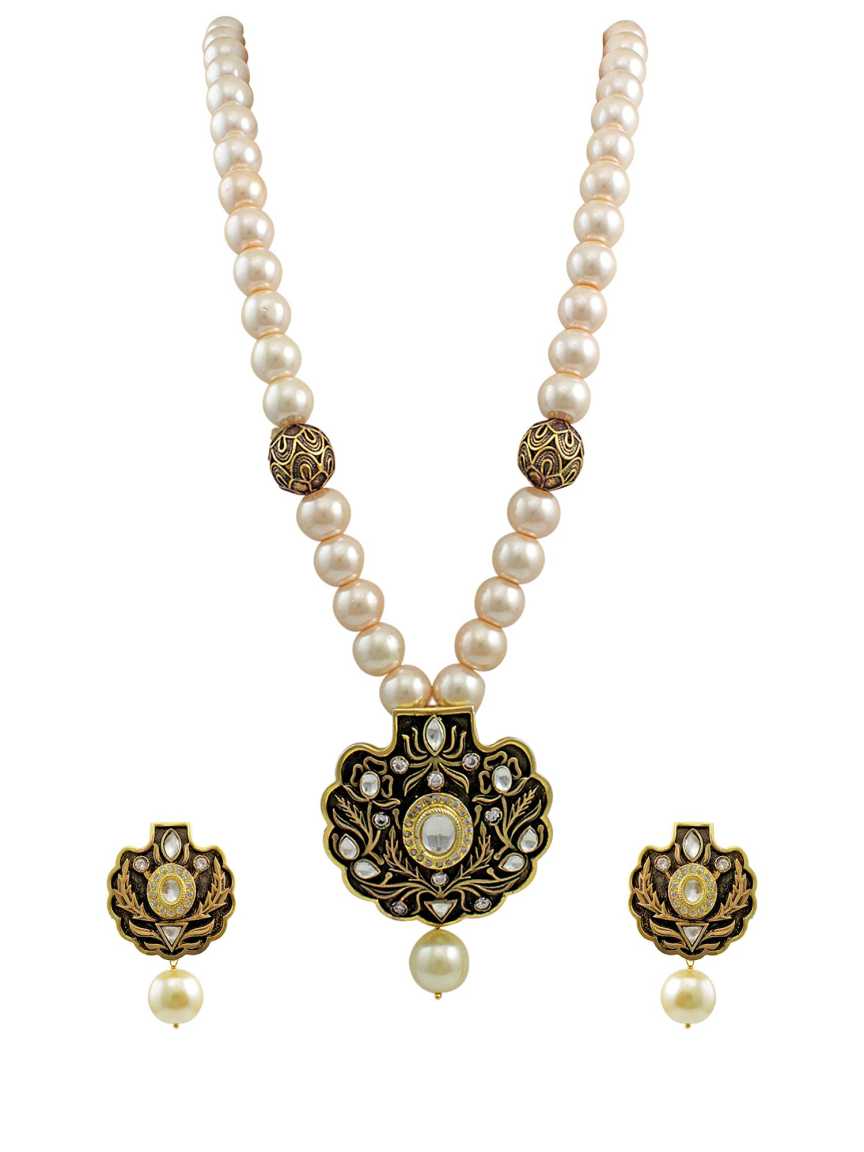 LONG NECKLACE SET WITH PENDANT in BOUTIQUE Style | Design - 14159