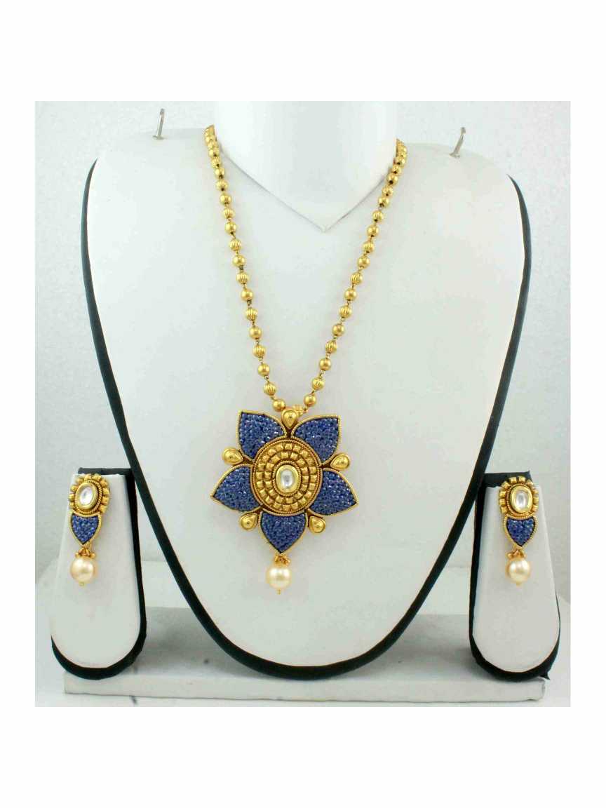 checkered_polki-pendant_er_mala-PMCK11065BLHG