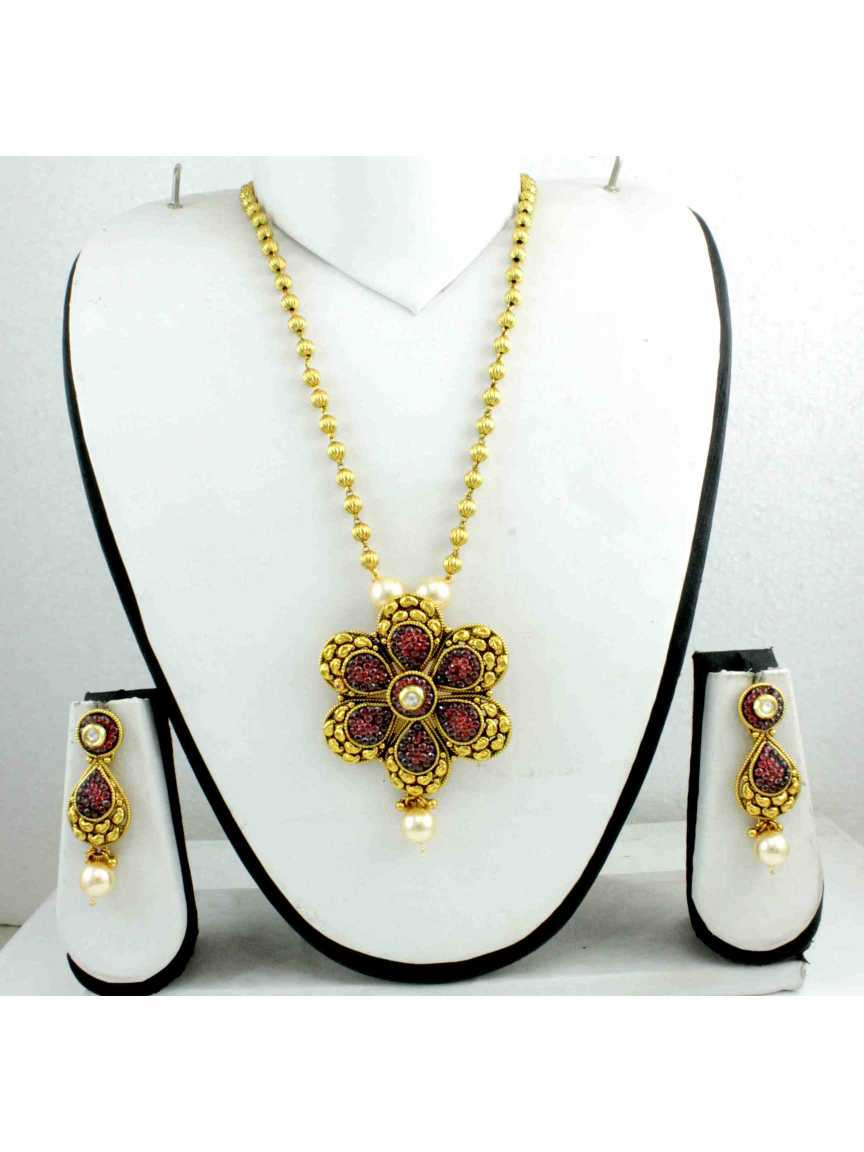 checkered_polki-pendant_er_mala-PMCK12232RDHG