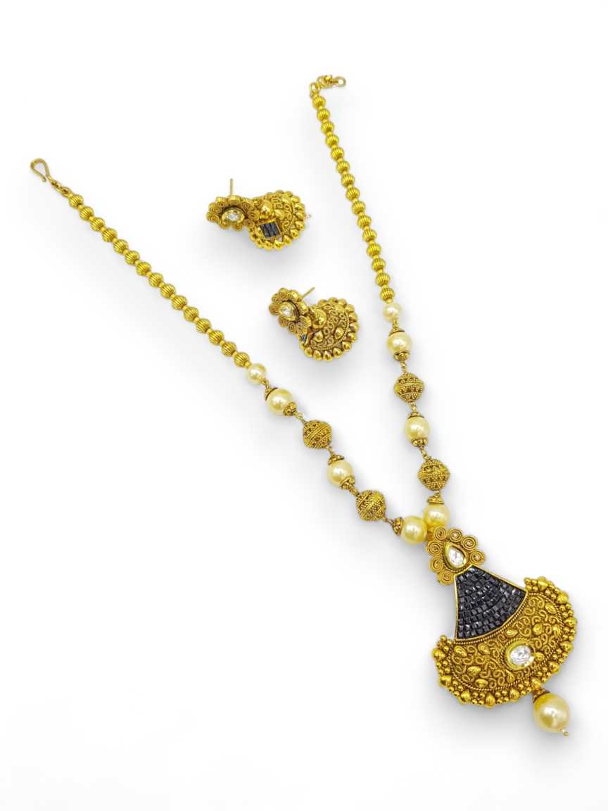 LONG NECKLACE SET WITH PENDANT IN CHECKERED POLKI STYLE | DESIGN - 12849