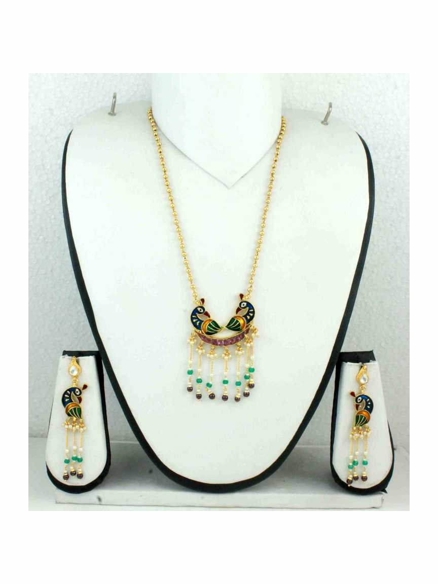 LONG NECKLACE SET WITH PENDANT in JADAU KUNDAN Style | Design - 10996