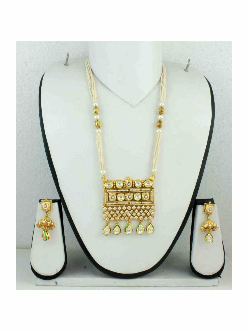 LONG NECKLACE SET WITH PENDANT in JADAU KUNDAN Style | Design - 11000