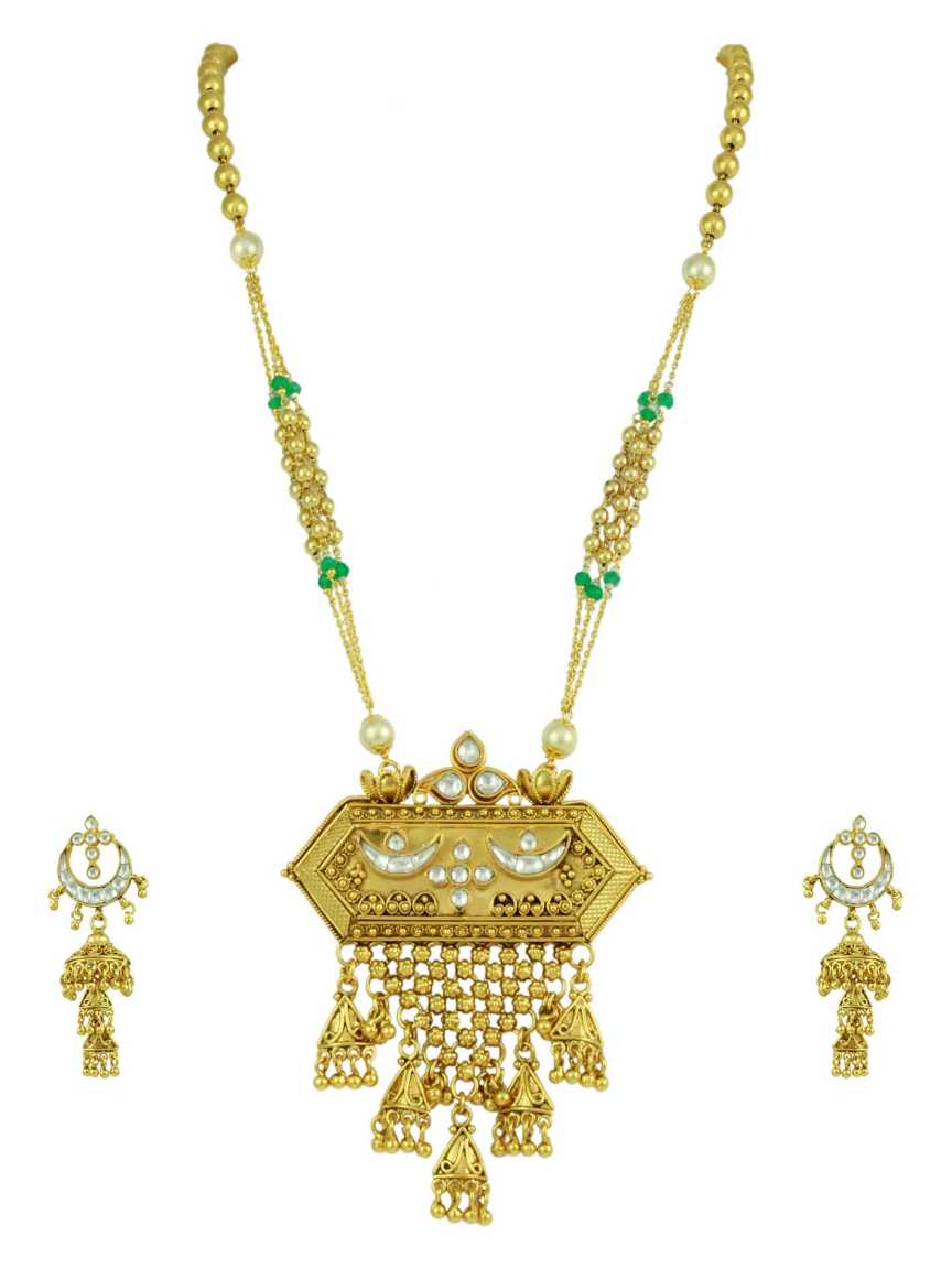 LONG NECKLACE SET WITH PENDANT in JADAU KUNDAN Style | Design - 11055