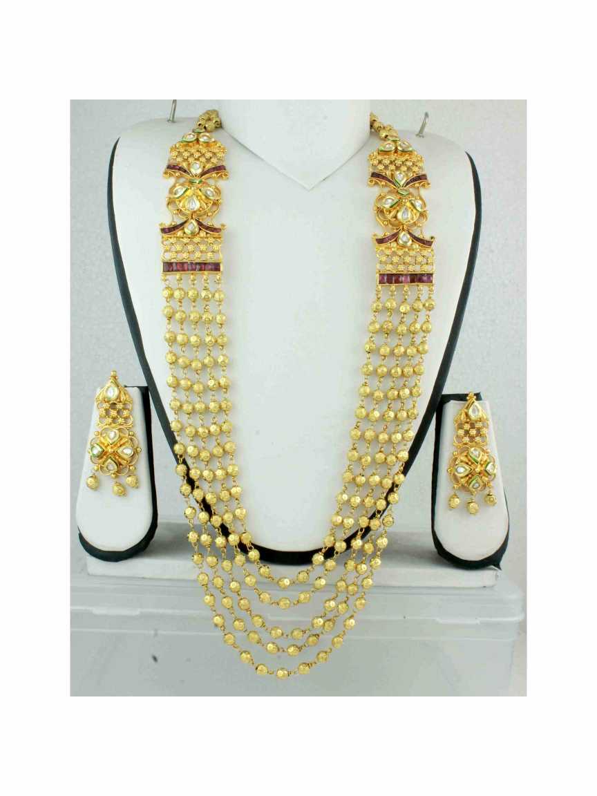 LONG NECKLACE SET WITH PENDANT in JADAU KUNDAN Style | Design - 11250