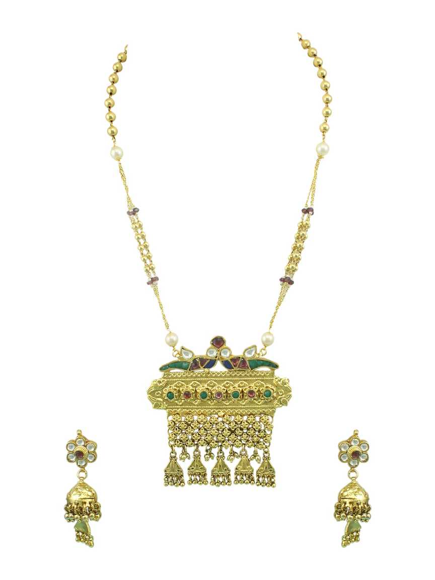 LONG NECKLACE SET WITH PENDANT in JADAU KUNDAN Style | Design - 12834