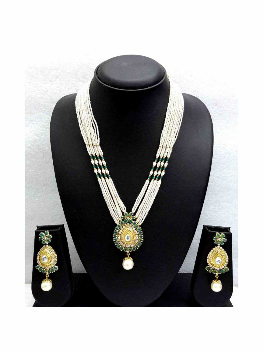 LONG NECKLACE SET WITH PENDANT in JADAU KUNDAN Style | Design - 13683