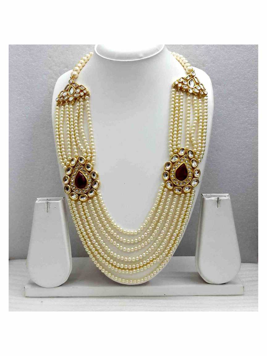 LONG NECKLACE SET WITH PENDANT in JADAU KUNDAN Style | Design - 13937