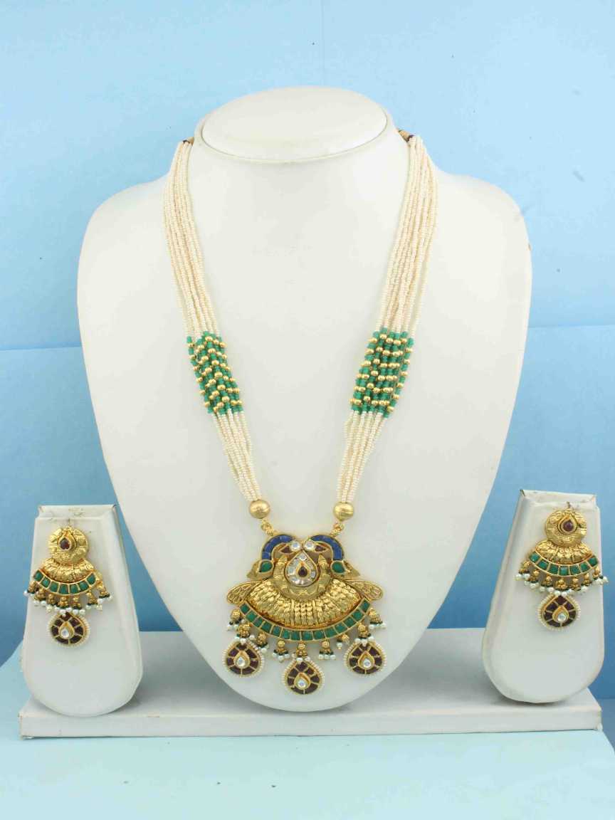 LONG NECKLACE SET WITH PENDANT in JADAU KUNDAN Style | Design - 16355