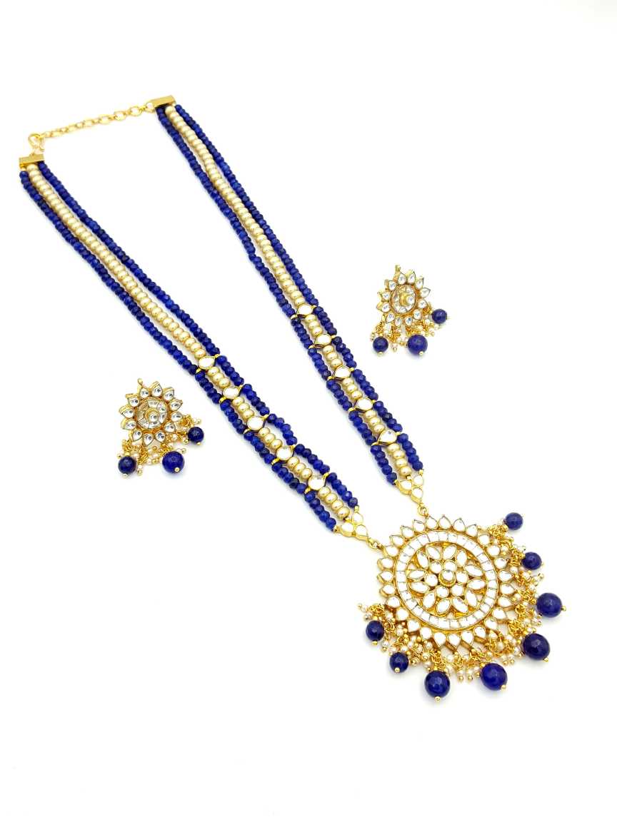 LONG NECKLACE SET WITH PENDANT in JADAU KUNDAN Style | Design - 17737