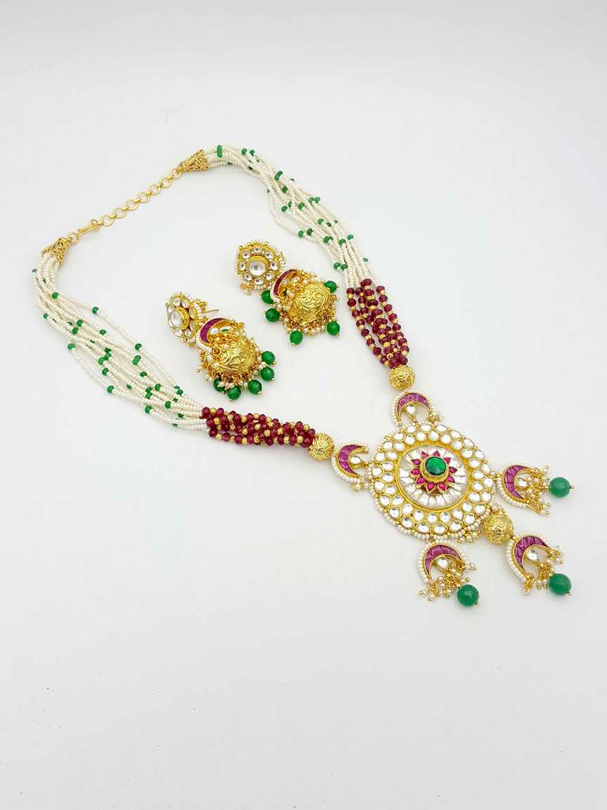 LONG NECKLACE SET WITH PENDANT in JADAU KUNDAN Style | Design - 18516