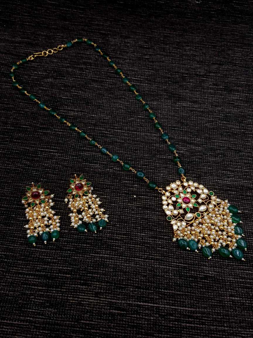 kundan-pendant_er_mala-PMKU20122EMRNHG