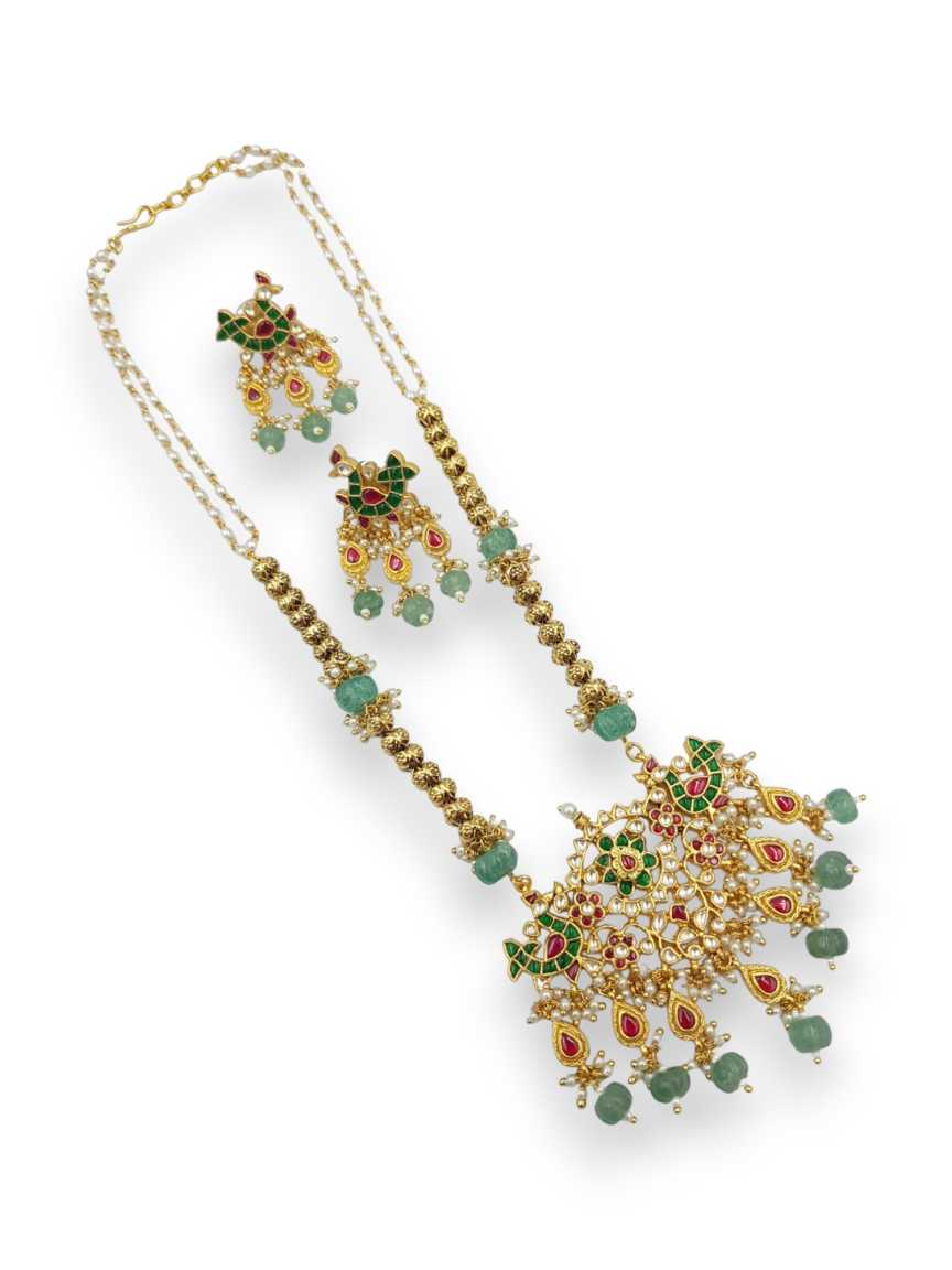 LONG NECKLACE SET WITH PENDANT in JADAU KUNDAN Style | Design - 22782