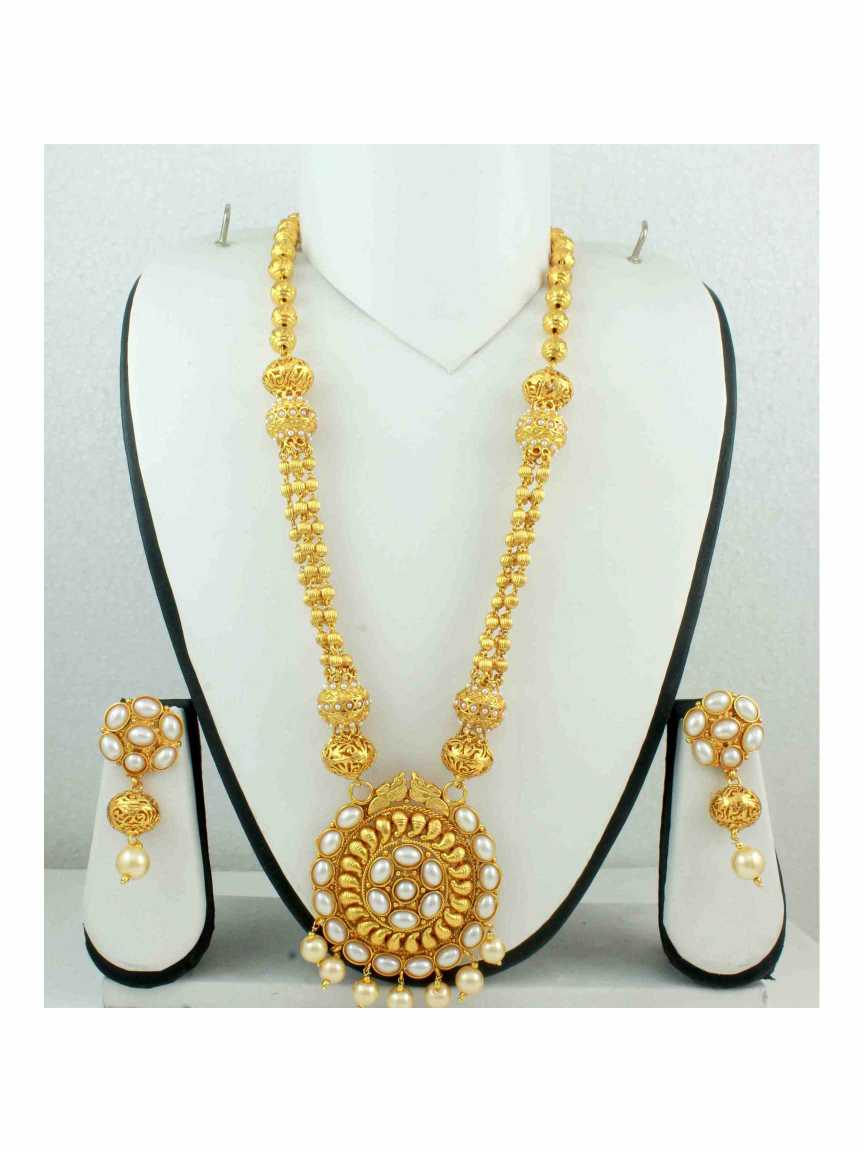 LONG NECKLACE SET WITH PENDANT in GOLD Style | Design - 10816